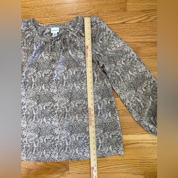 Motherhood Maternity Top Women’s US Medium Snake Print 3/4 Sleeve Shirt Tie Neck - Picture 5 of 5